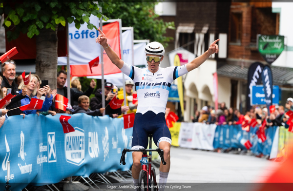 Andrin Züger vince il Giro dell'Arlberg 2025: lo specialista della montagna MYVELO in forma smagliante.