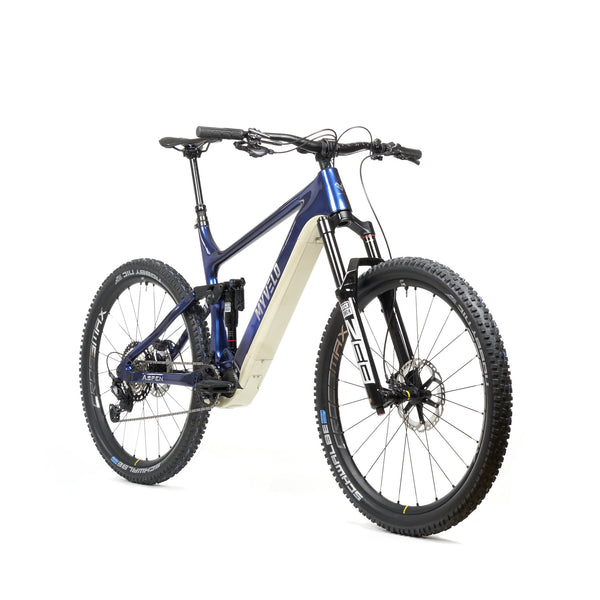 MYVELO Aspen E-MTB Fully schräg